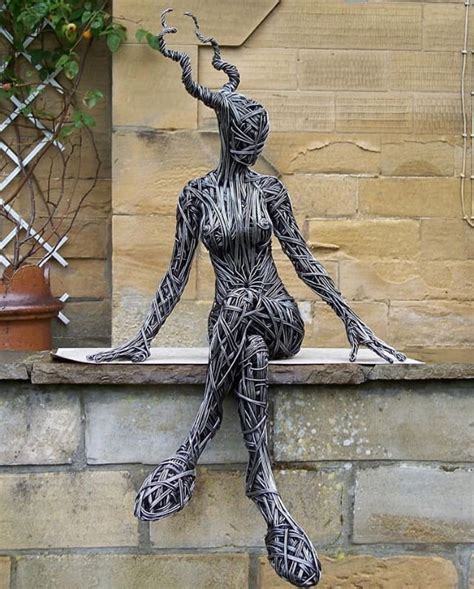 metal sculptre of fabric|famous metal sculpture artists.